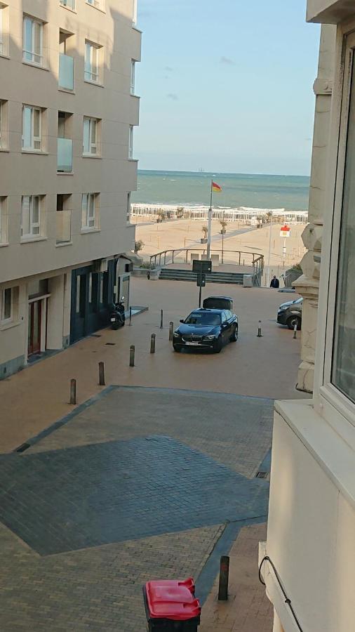 Studio Direct Aan Het Hoofdstrand Van - Naast Casino * Ostende